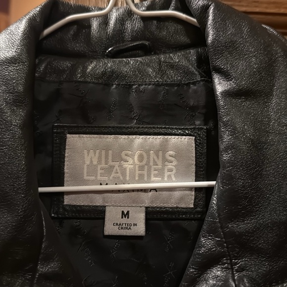 Leather jacket. Wilson’s Leather Maxima brand. Size M! Soft and unblemished! - Picture 2 of 3